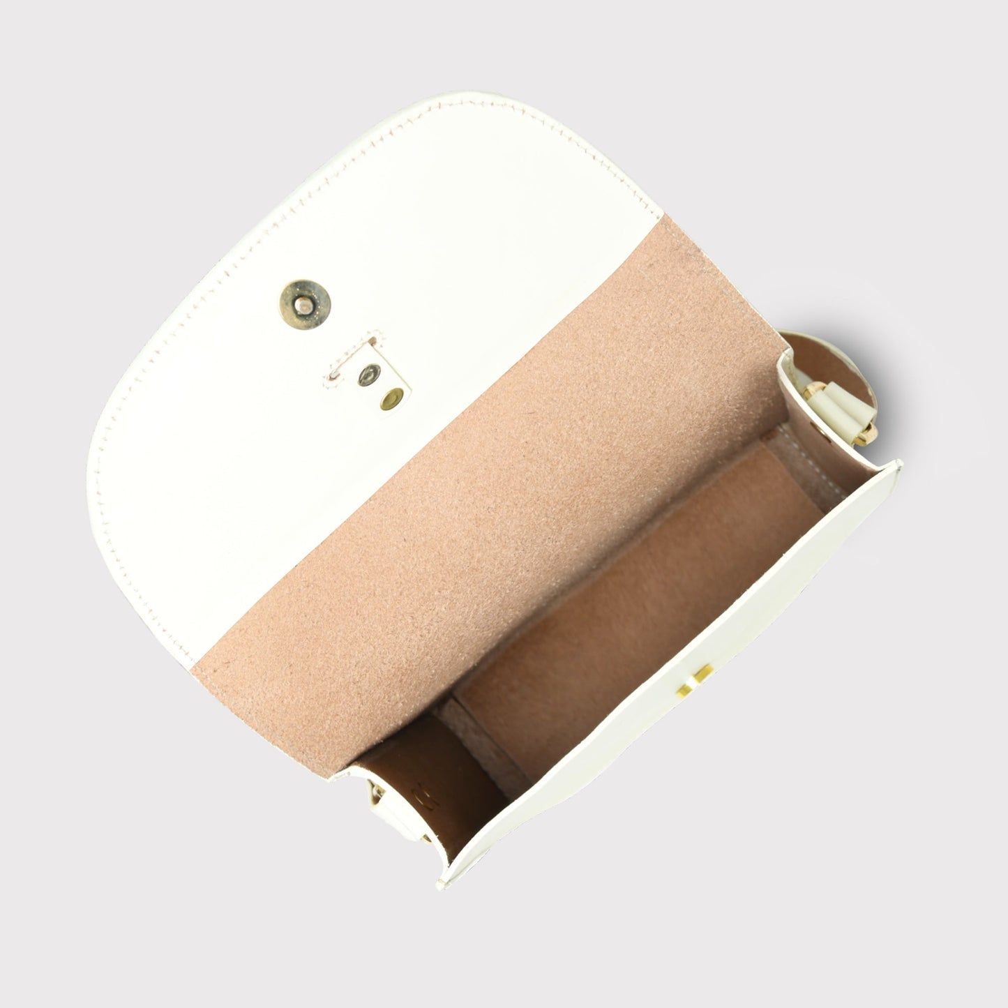 Pearl Essence Crossbody Bag