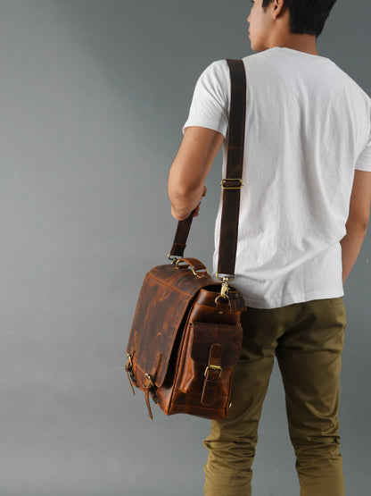 Dakota Rugged Briefcase Messenger