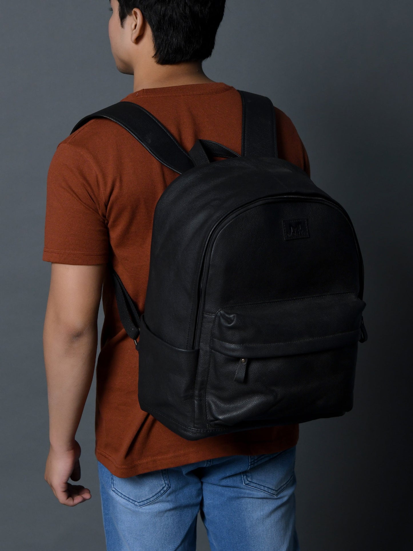 Walter Black Leather Daypack