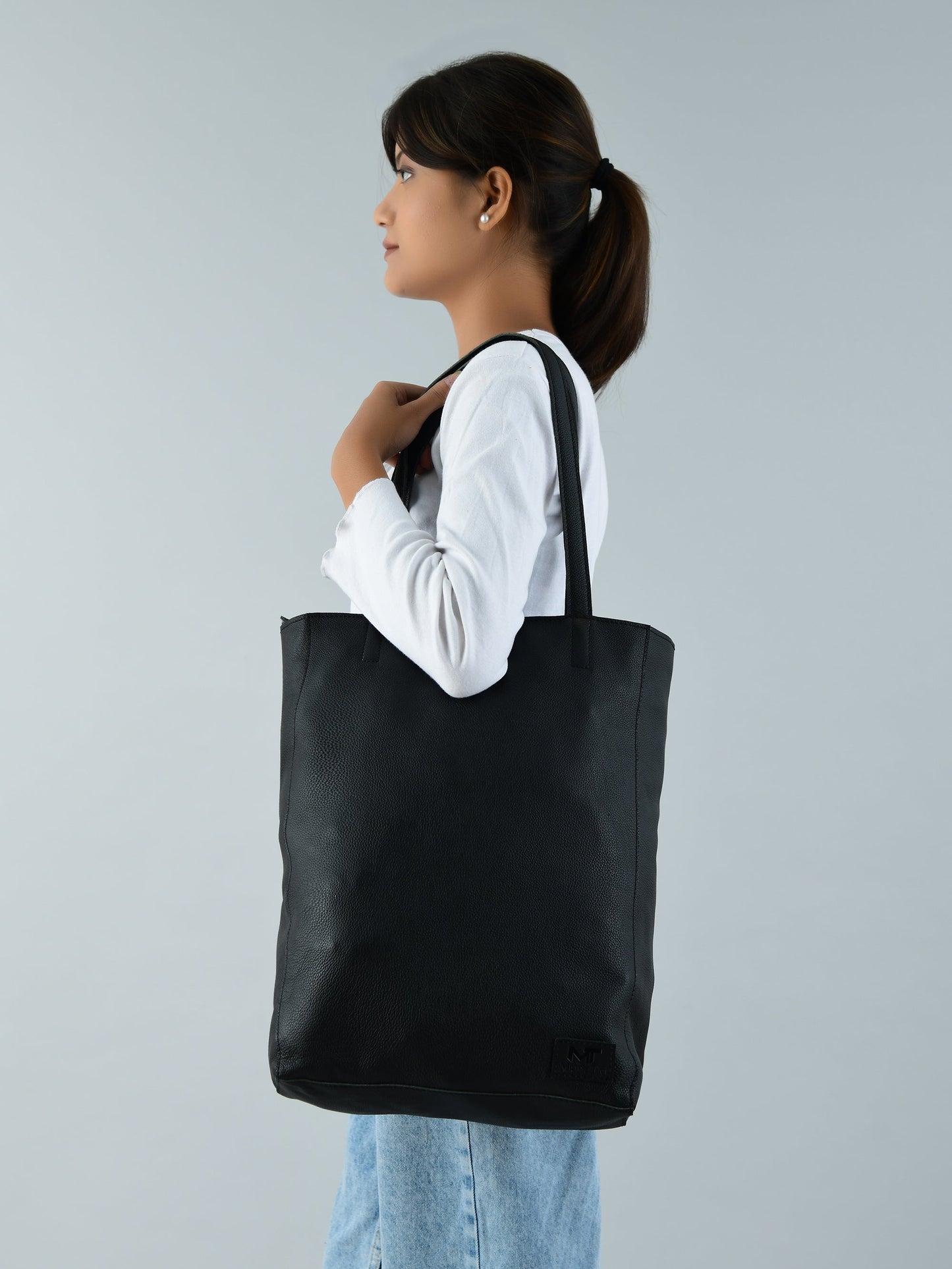 Sydney Black Shopper Tote